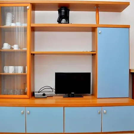 Апартаменты Bright Flat Next To The In Бибионе