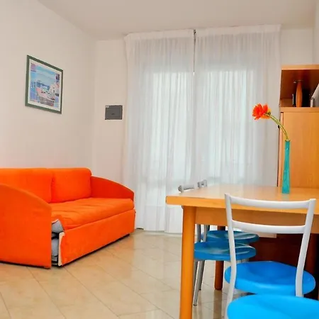 Апартаменты Bright Flat Next To The In Бибионе