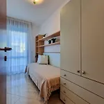 Bright Flat Next To The In Apartment *