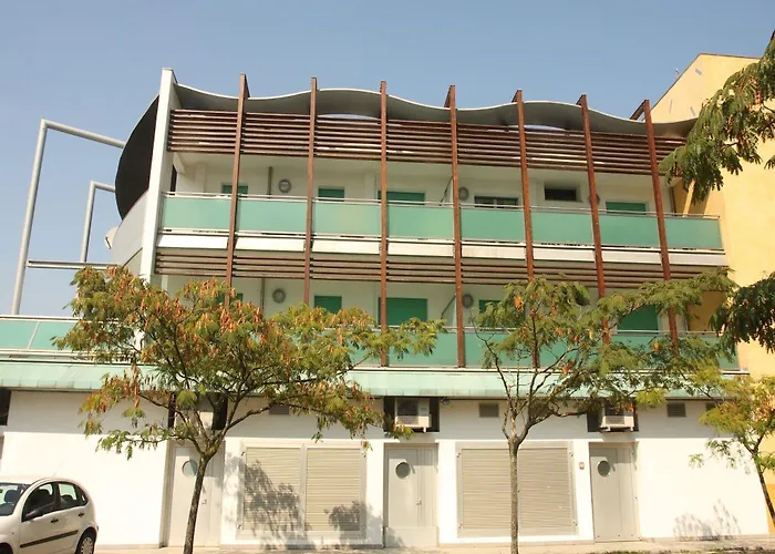 Apartment Bright Flat Next To The In *