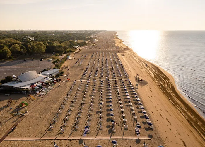 Bright Flat Next To The In 아파트 비비오네