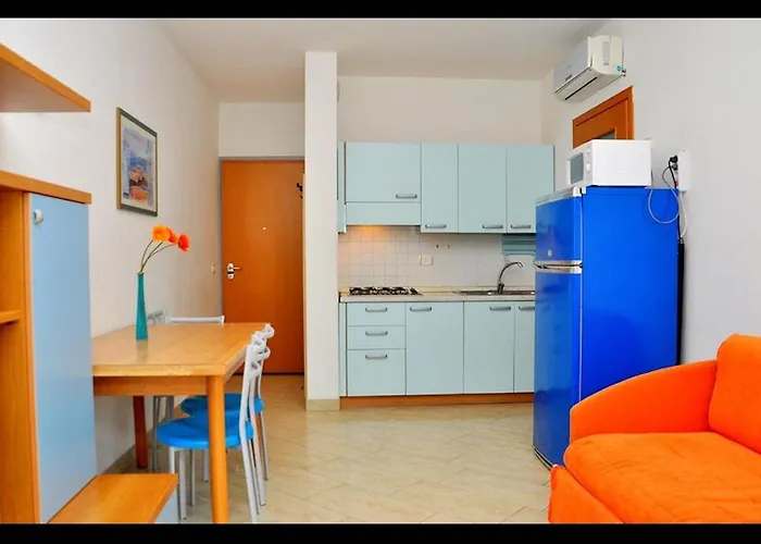 Bright Flat Next To The In * Bibione