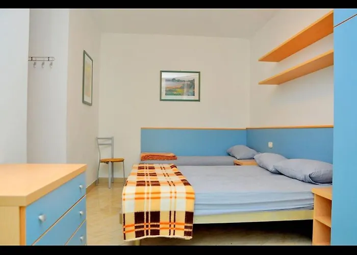 Bright Flat Next To The In Apartment