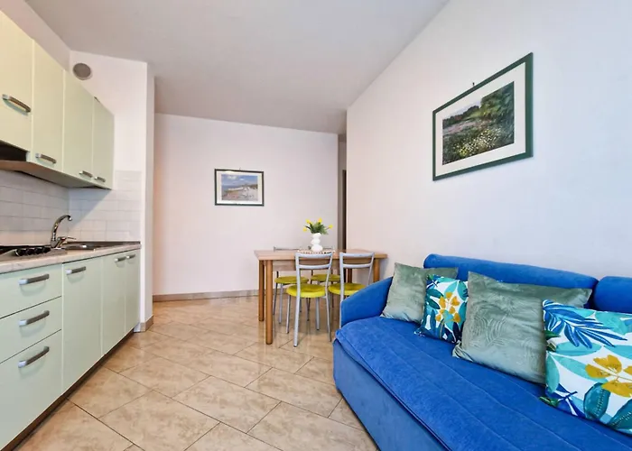 Bright Flat Next To The In Apartment Bibione