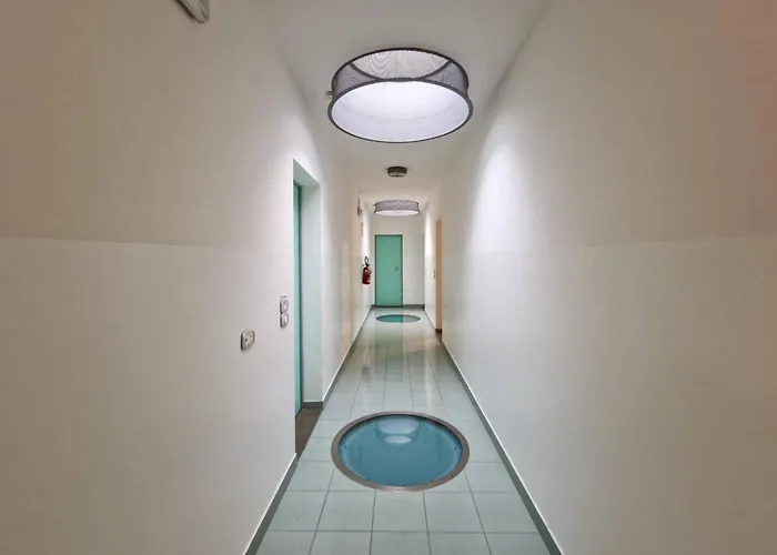 Bright Flat Next To The In * 비비오네